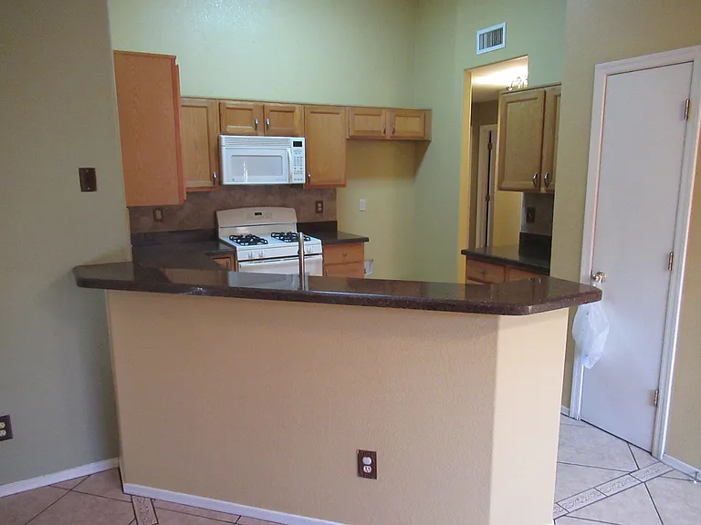 1190 N Falcon Ridge Dr — Photo 13