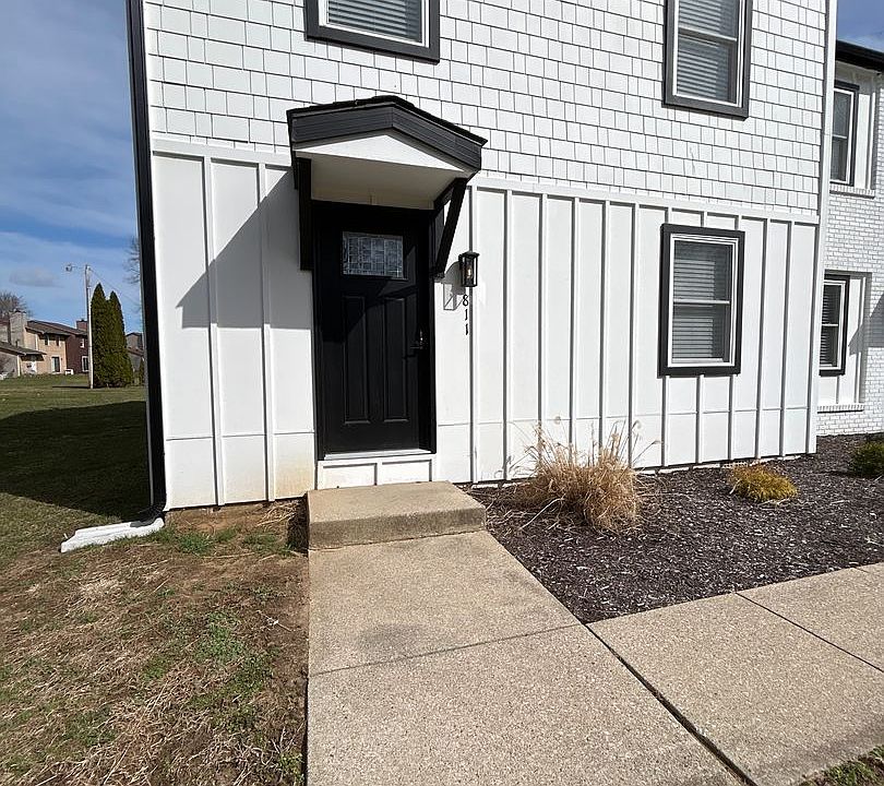 1st image of 811 Lindenwood Dr S