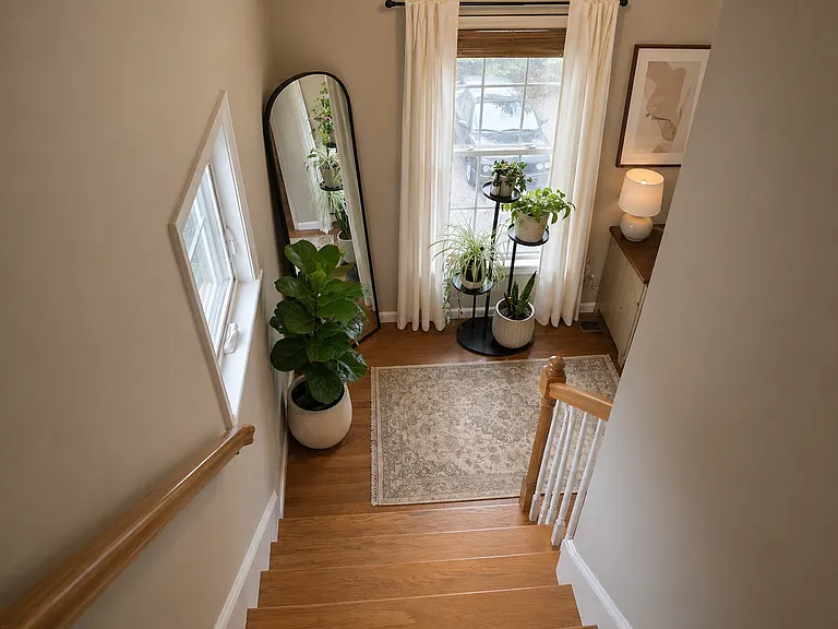89 E Mountain St — Photo 11
