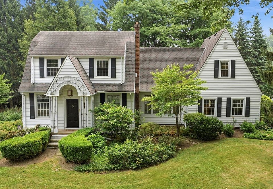 1st image of 7364 Johnnycake Ridge Rd