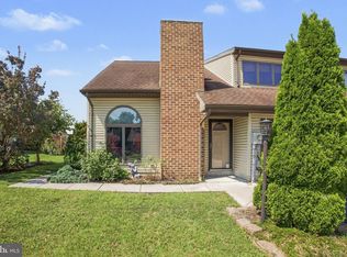 1122 Roosevelt Ct, Hanover, PA 17331