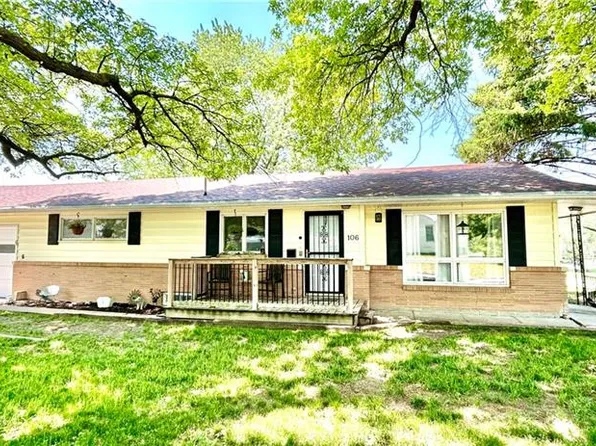 106 S Clayton Ave, Maryville, MO 64468