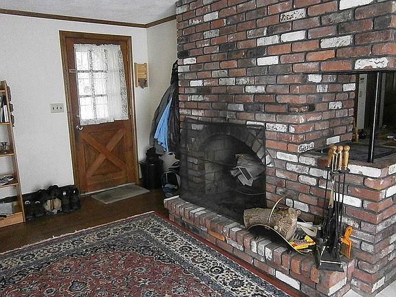 Fireplace and kitchen grill