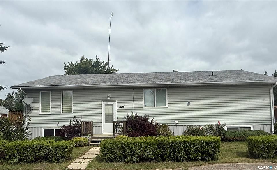 1st image of 225 1st STREET