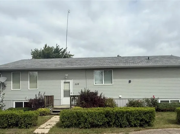 225 1st STREET, Beatty, SK S0J 0C0