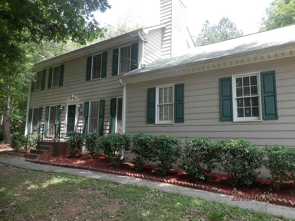 2nd image of 230 Pine Dr