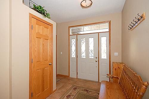 Large tiled foyer