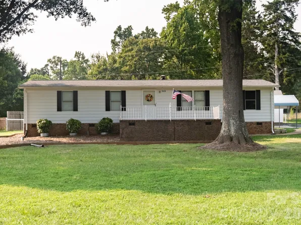 9606 Walkers Ferry Rd, Charlotte, NC 28214