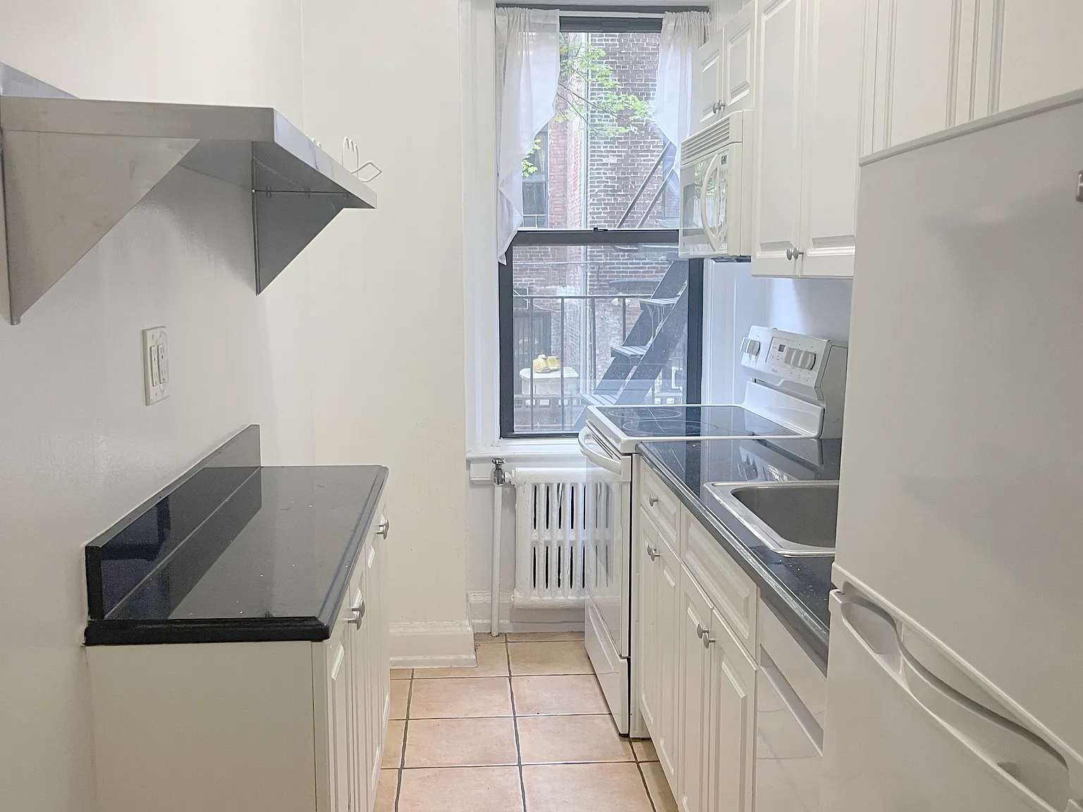 37 West 72nd Street — Photo 4
