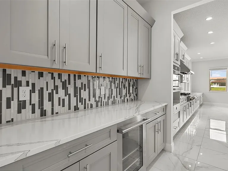 10511 Royal Cypress Way — Photo 15
