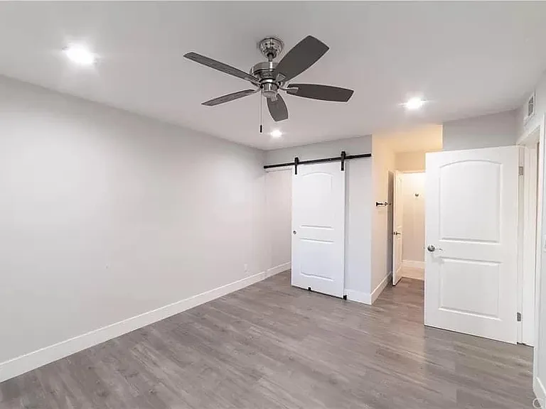 1001 W Macarthur Blvd #72 — Photo 19