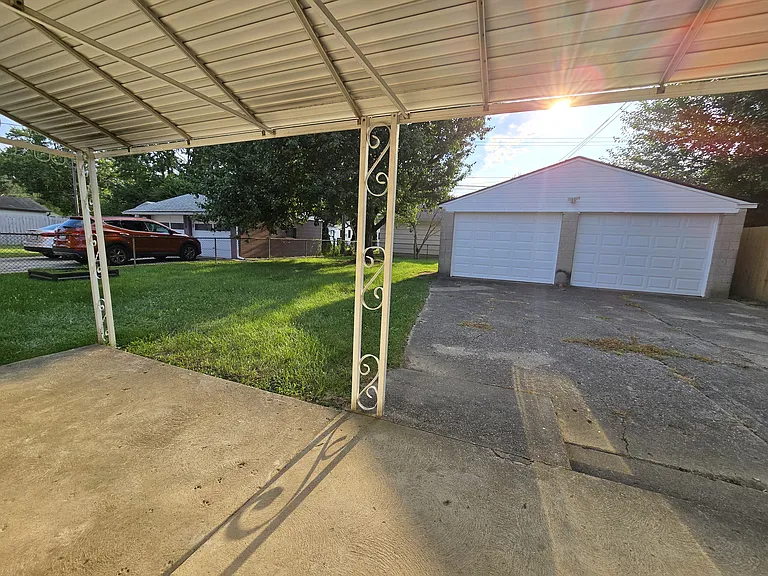 4333 Maplegrove Dr — Photo 17