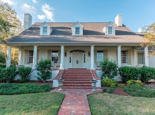 1645 W Lakeshore Dr, Starkville, MS 39759