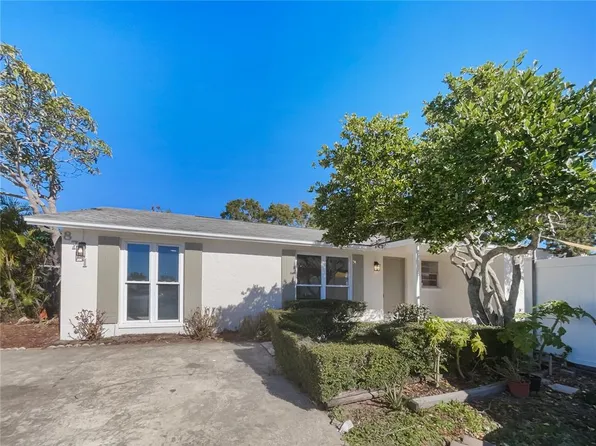 8711 Cordial Ct, Tampa, FL 33634