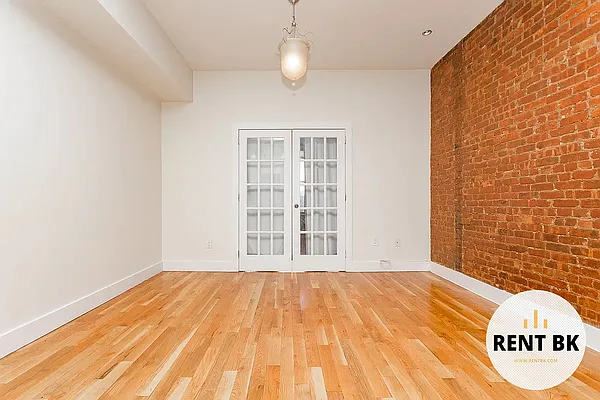 Rented by RENTBK LLC | media 6