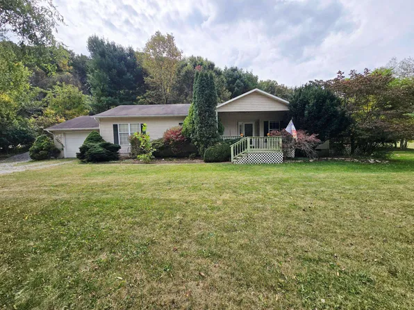 5527 Petersburg Pike, Franklin, WV 26807