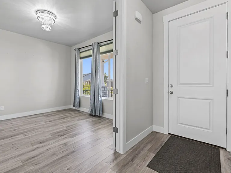 2877 S Greenhead Dr — Photo 40