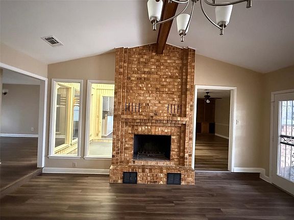 5th image of 703 E Murco Dr