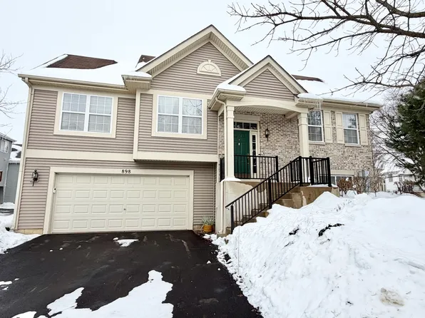 898 Emerald Dr, Hampshire, IL 60140