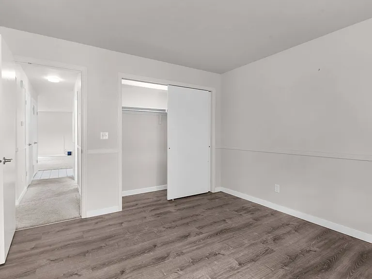 6550 Delmonico Dr #304 — Photo 11