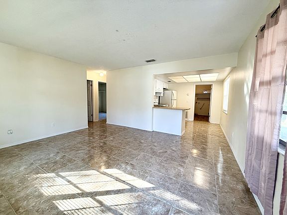 3rd image of 114 S Bulova Dr #114