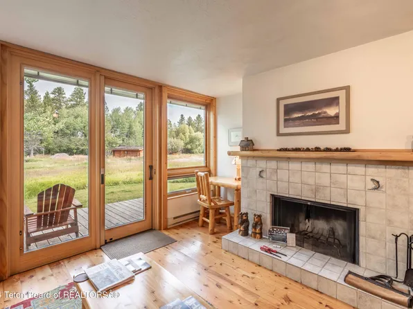 3545 N Lake Creek Dr #19-1-2, Wilson, WY 83014