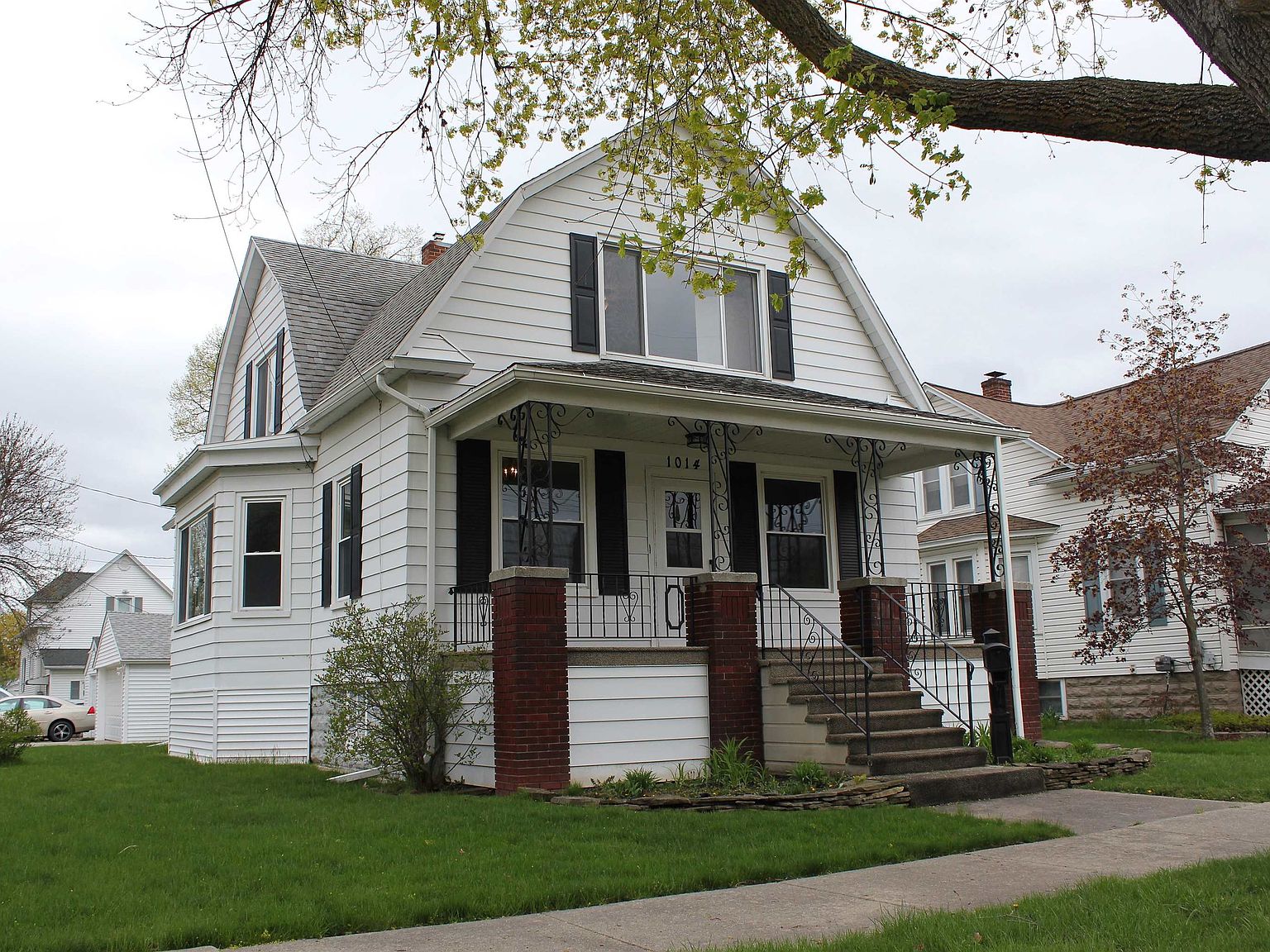 1014 S Farragut St, Bay City, MI 48708 Zillow