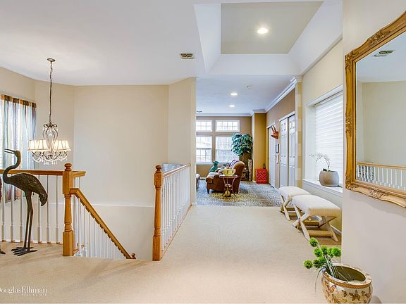 3rd image of 42 Sagamore Dr #223