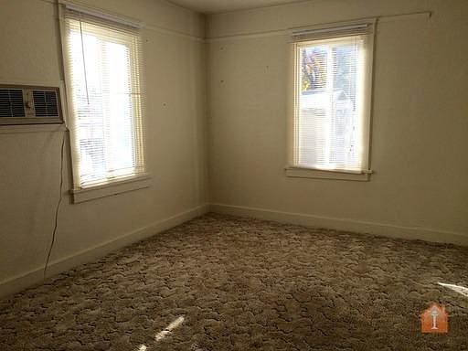 3rd image of 511 San Juan Pl APT B