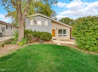 415 N Elmwood Ave, Wood Dale, IL