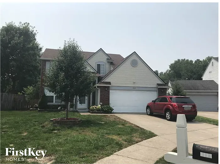1615 Snug Harbor Ct photo 1