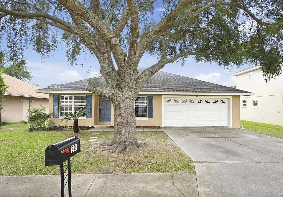 205 Madalyn Ct