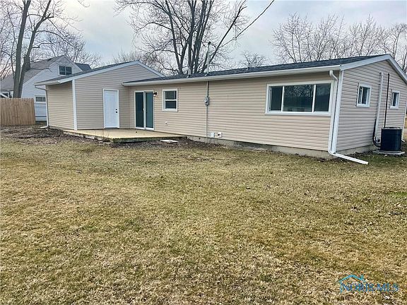 3rd image of 1535 Terrawenda Dr