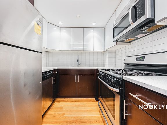2nd image of 90 Sullivan Pl Suite 2A