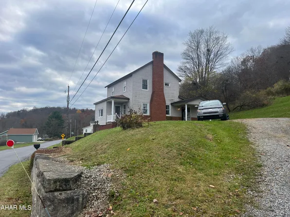 1297 Union St, Coalport, PA 16627