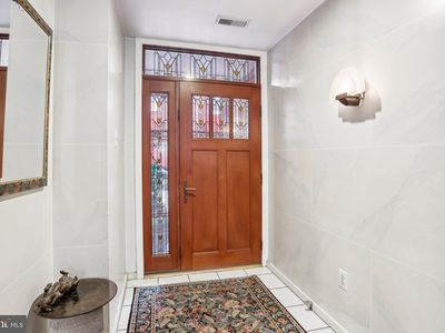 137 N 22nd St, Philadelphia, PA, 19103