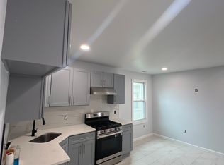 1992-1996 E Main St, Bridgeport, CT 06610
