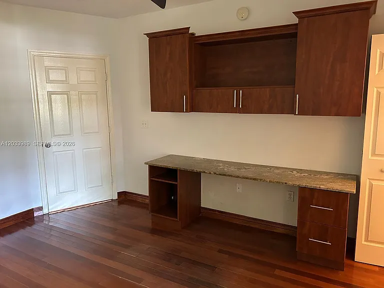 2516 Centergate Dr #102 — Photo 17