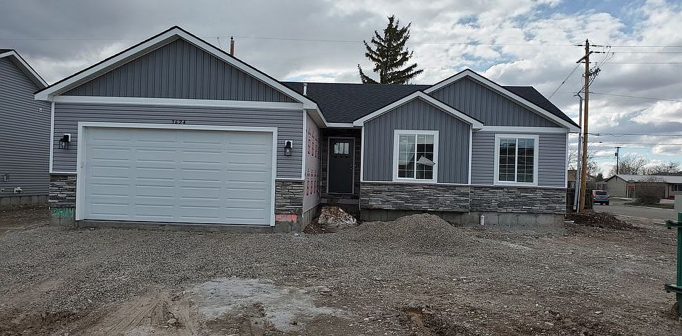 1st image of 3624 S Hazen Dr