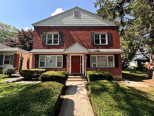 225-227 W Areba Ave Photo 1