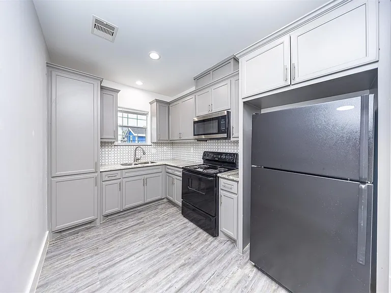 12460 Maricopa Ln #A — Photo 3