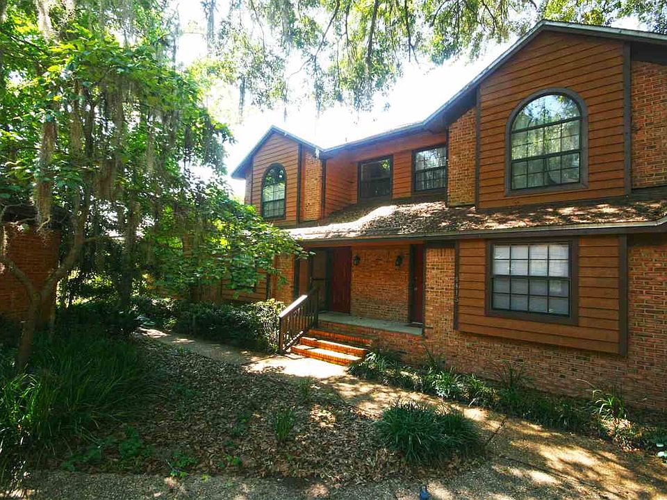 1st image of 4413 Stratfordshire Ct #14