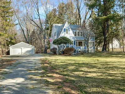 2 Brooksbie Rd, Bedford, MA, 01730