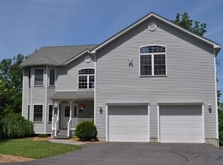 19 Hill Dr, Budd Lake, NJ 07828