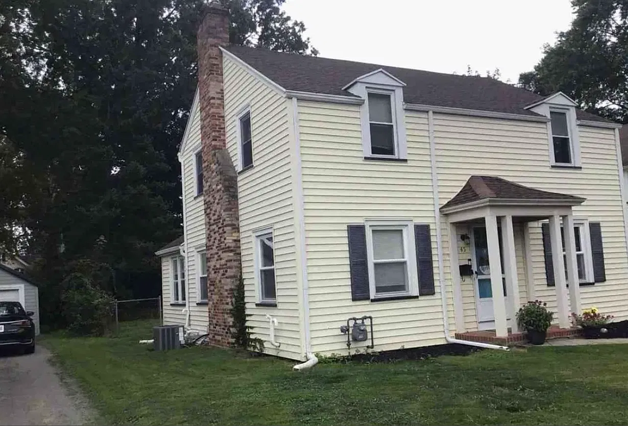 3 bed, 1500 sqft, $2,450 — Photo 2