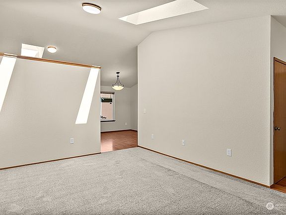 4th image of 12812 6th Avenue Ct E
