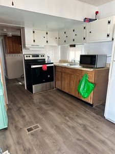 98 Newbury St TRAILER 34A, Danvers, MA, 01923