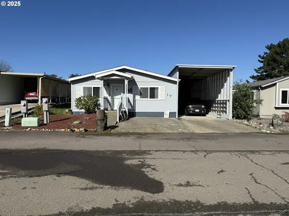 100 River Bend Rd Space 17, Reedsport, OR 97467