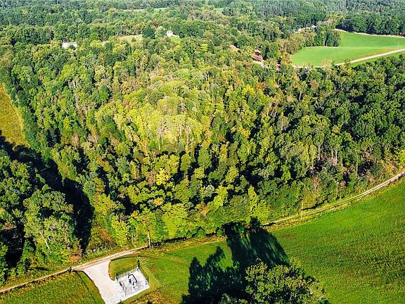 3rd image of Kings Ridge Rd
