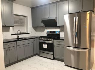 150-14 17th Rd FLOOR 2, Whitestone, NY 11357